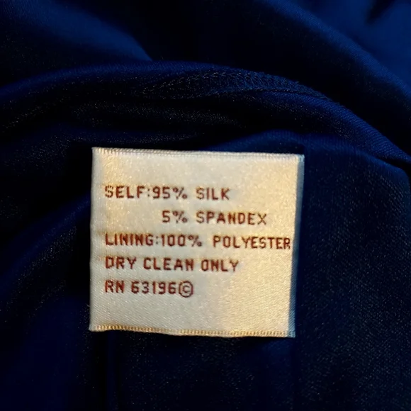 Suzi Chin For Maggy Boutique Silk Lined Dress, size 6 - Picture 3 of 7